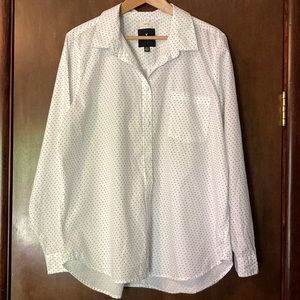 American Eagle black and white bottom down